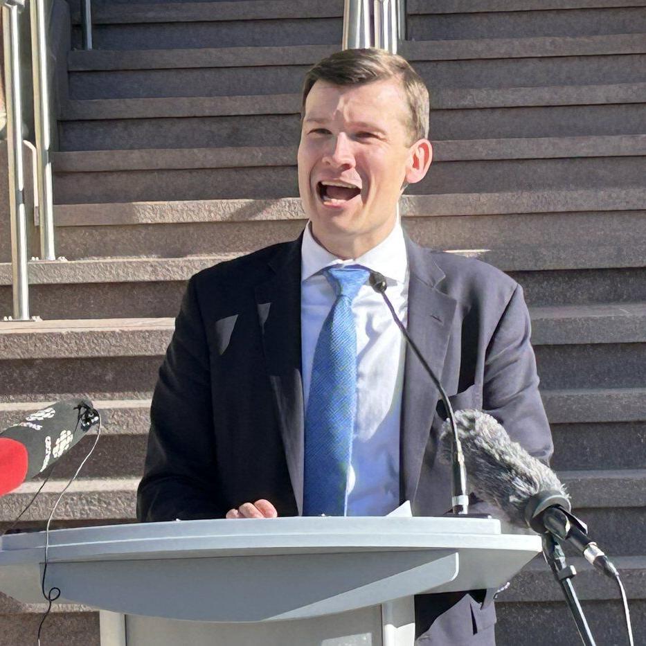 Recount to be held in Calgary mayoralty race after request from runner-up